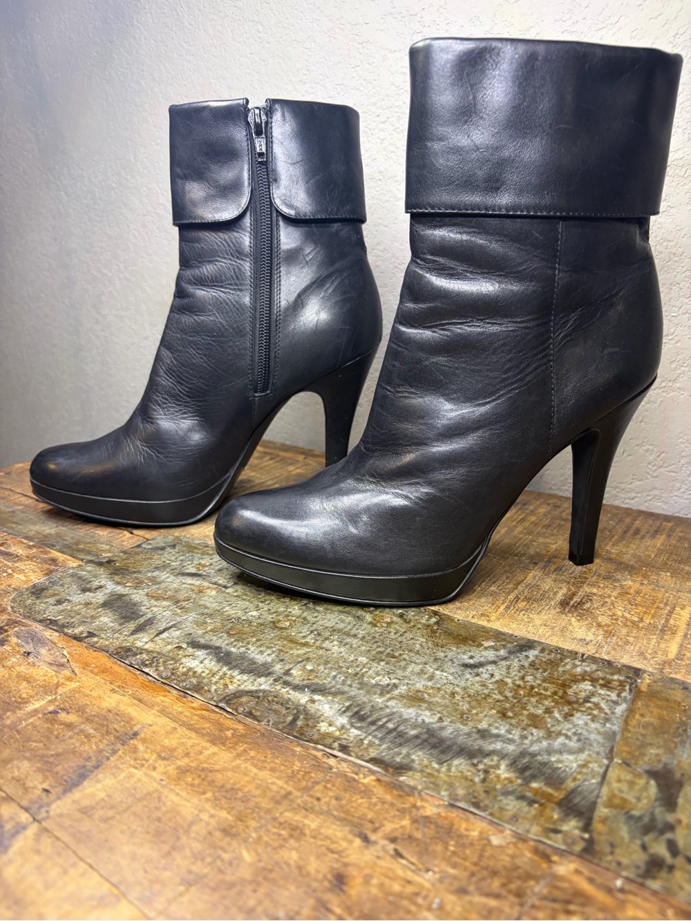 Gianni Bini Black Fold-Over Leather Ankle Boots